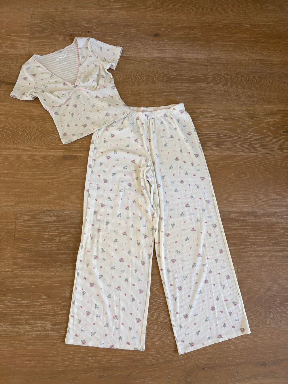 Lounge Pyjama Top & Bottoms Set Ribbed Floral Size M Ivory Pink